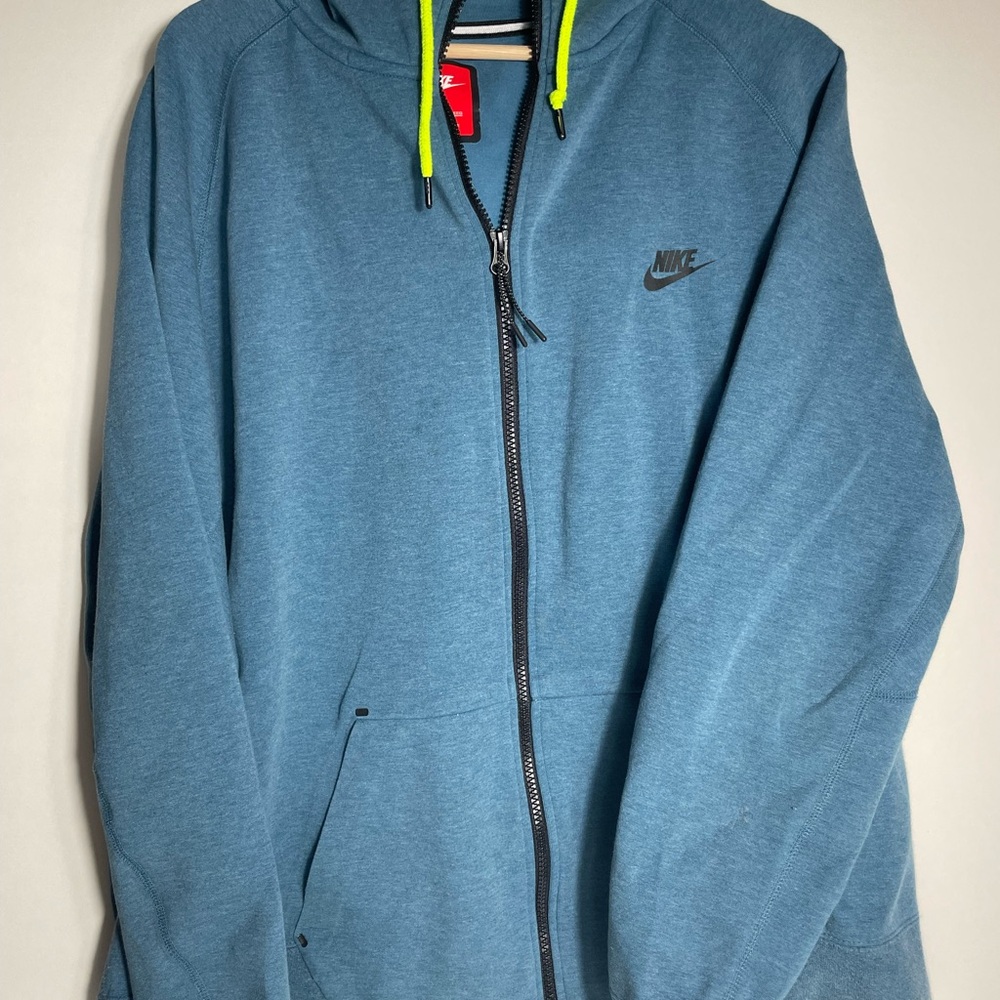 Nike Men's Blue Hoodie Jacket
